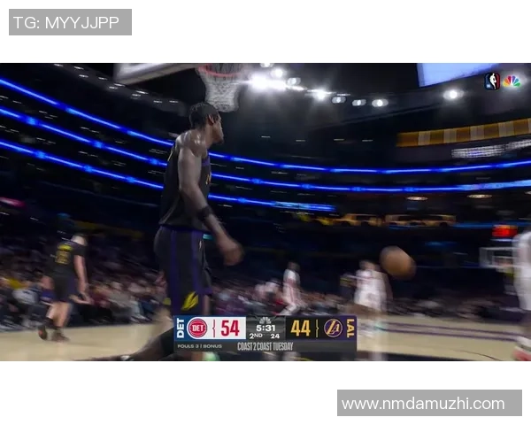 湖人对阵活塞精彩回放1月27日比赛全景分析与精彩瞬间回顾